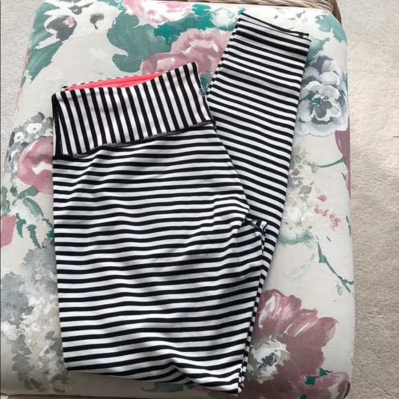 lululemon athletica Pants - Stripe Wonder Unders